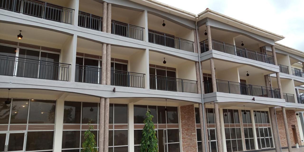 Eka Hoima Hotel المظهر الخارجي الصورة