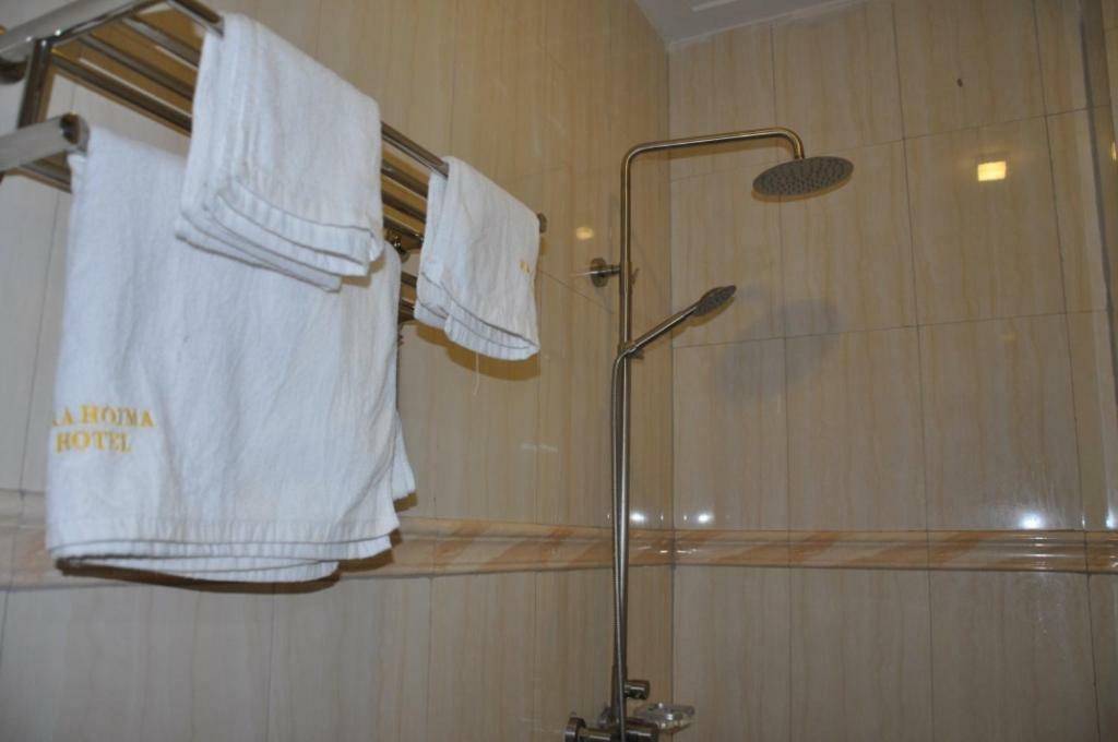 Eka Hoima Hotel المظهر الخارجي الصورة